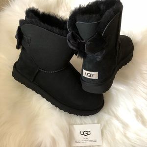 Suede Ugg Bailey Bow Velvet Ribbon Mini Bailey Bow Velvet Ribbon